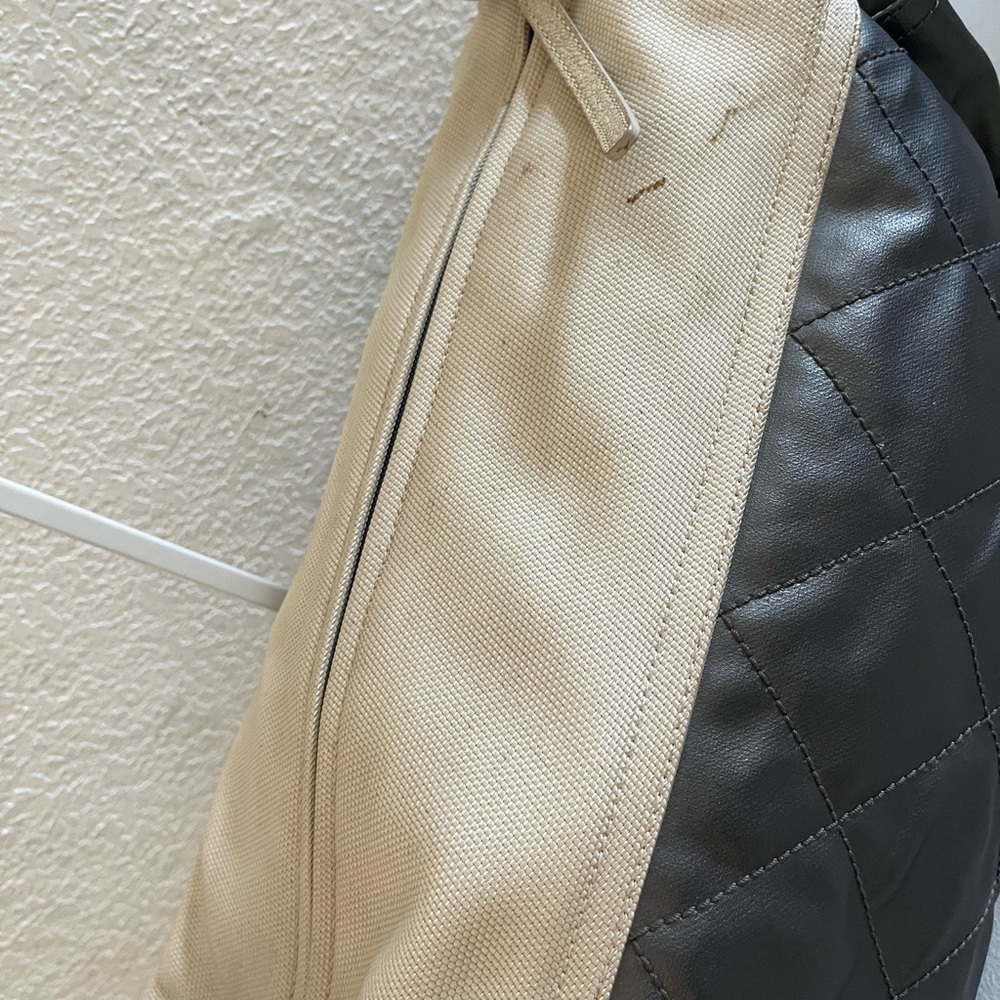 Chanel Two-Tone Patent Leather Shoulder Bag - - Picture 3 of 14